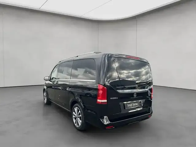 Mercedes-Benz V 250