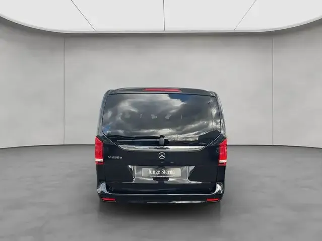 Mercedes-Benz V 250