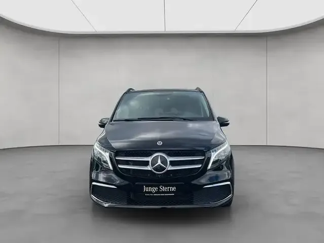 Mercedes-Benz V 250