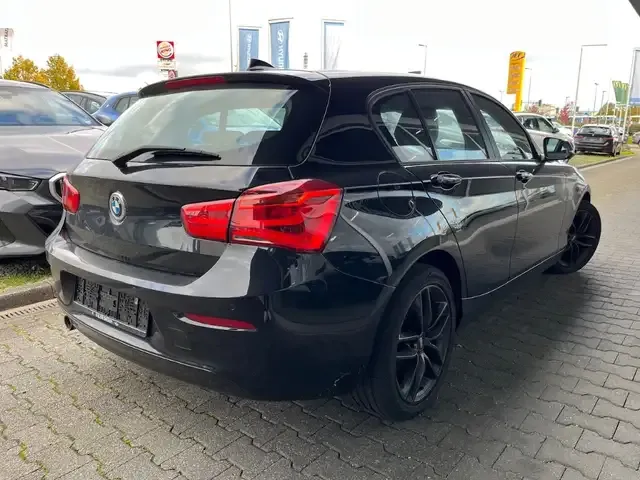 BMW 118