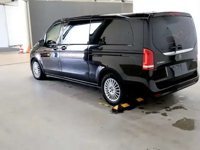 Mercedes-Benz V 300