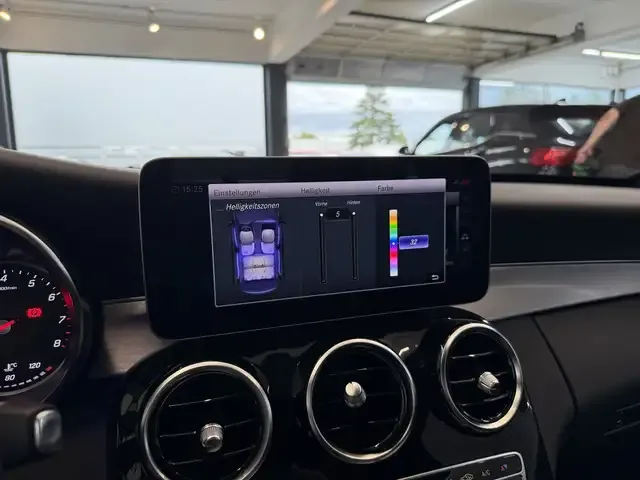 Mercedes-Benz C 180