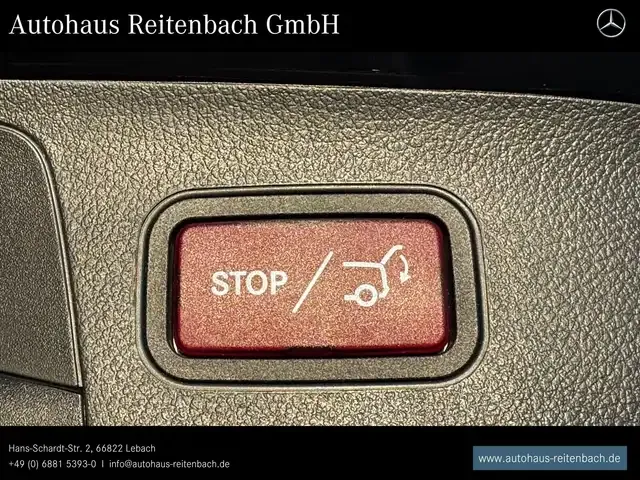 Mercedes-Benz GLA 220