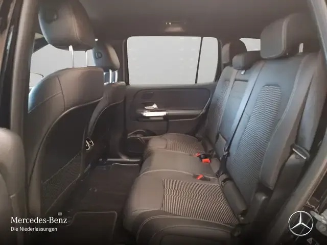 Mercedes-Benz EQB 250