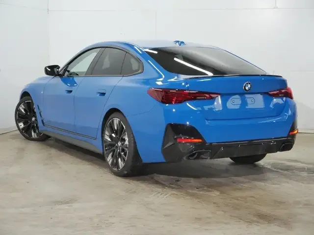 BMW 440