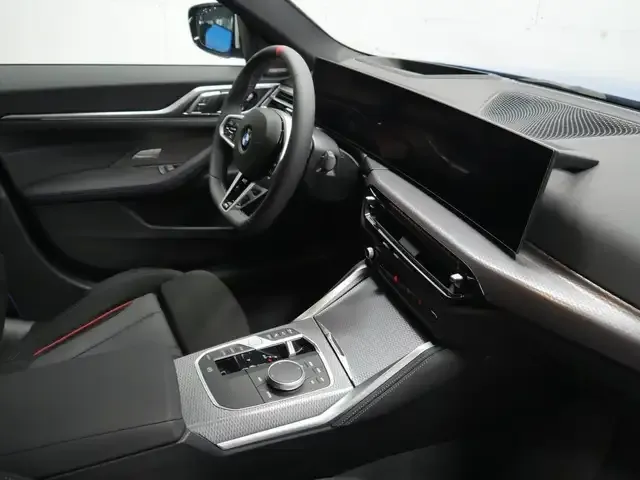 BMW 440