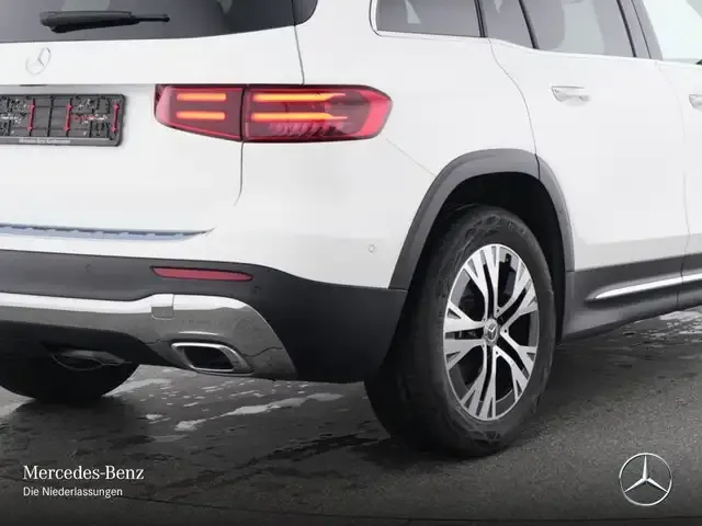 Mercedes-Benz GLB 200