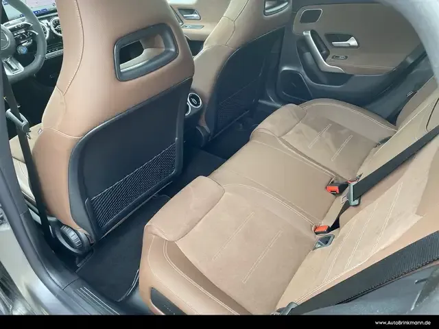 Mercedes-Benz CLA 45 AMG