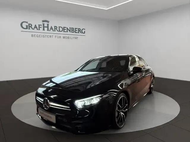 Mercedes-Benz A 35 AMG