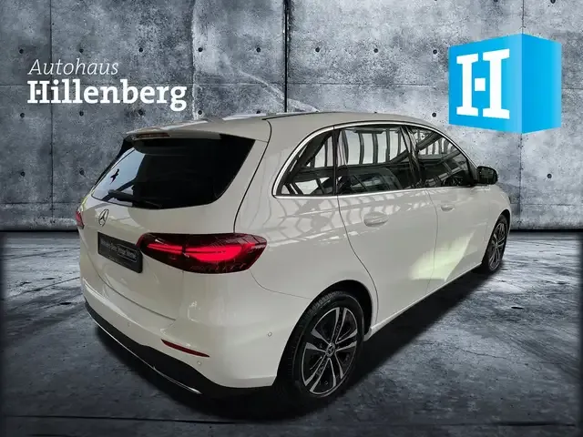 Mercedes-Benz B 200