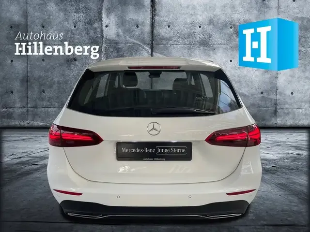 Mercedes-Benz B 200