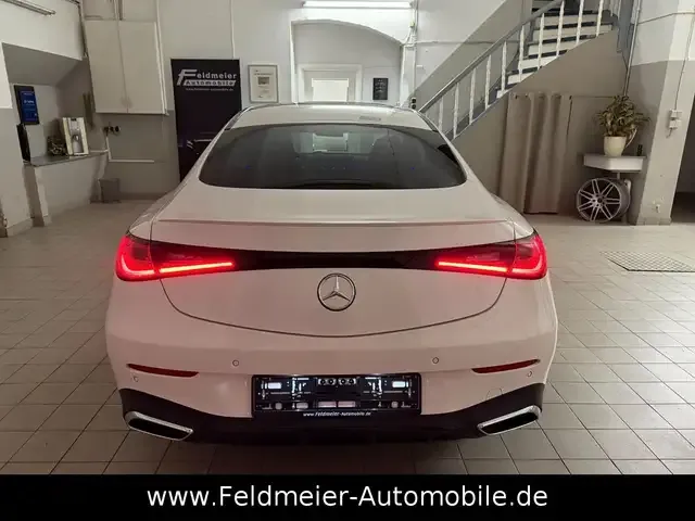 Mercedes-Benz CLE 200