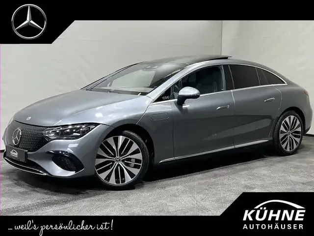 Mercedes-Benz EQE 300