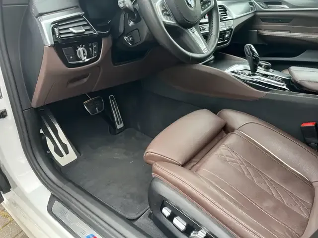 BMW 640