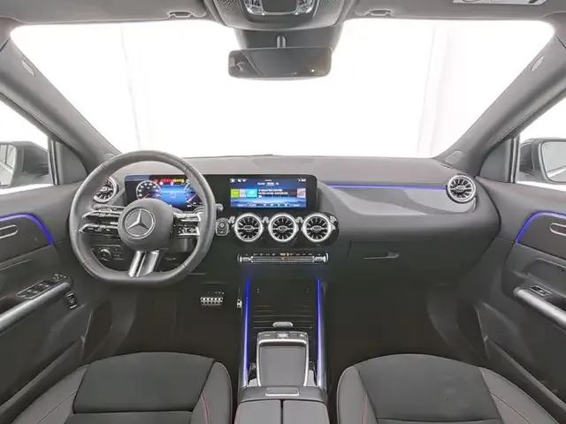 Mercedes-Benz GLA 180