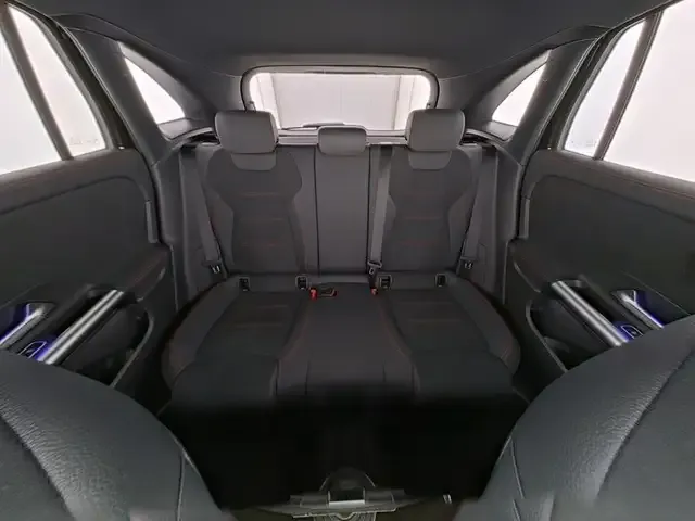 Mercedes-Benz GLA 180