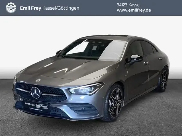 Mercedes-Benz CLA 200