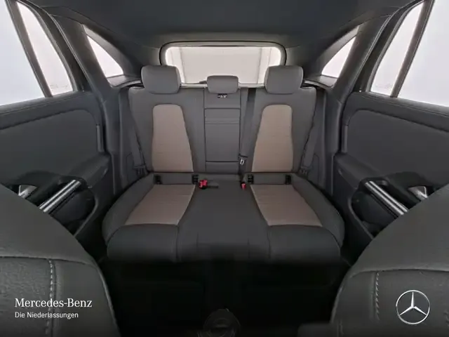 Mercedes-Benz EQA 300