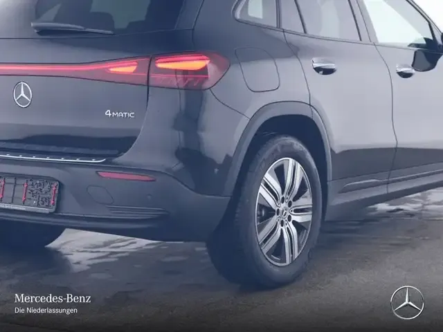 Mercedes-Benz EQA 300