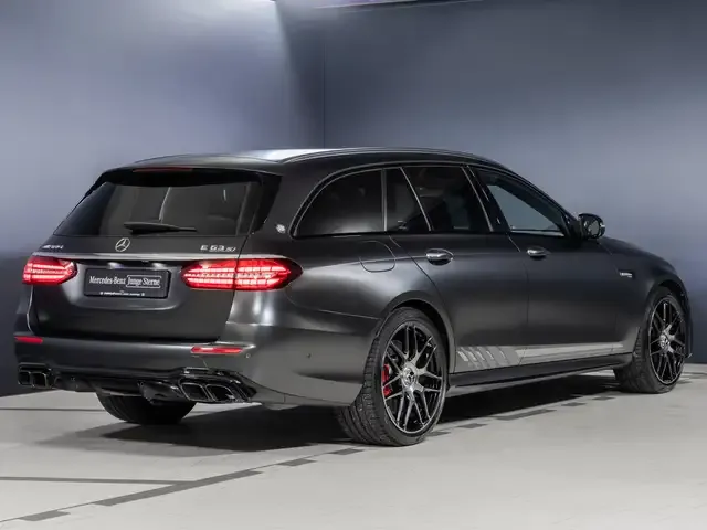 Mercedes-Benz E 63 AMG