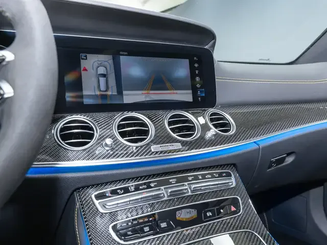 Mercedes-Benz E 63 AMG