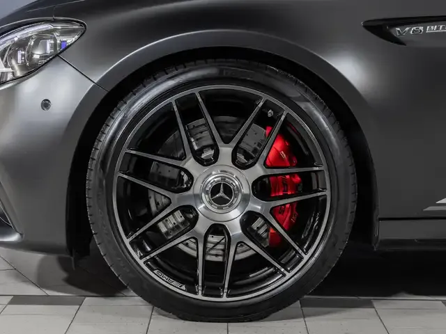 Mercedes-Benz E 63 AMG