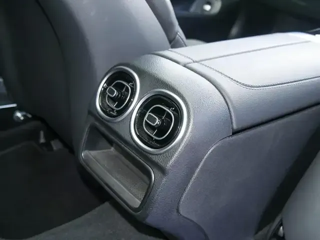 Mercedes-Benz CLE 200