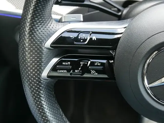 Mercedes-Benz CLE 200