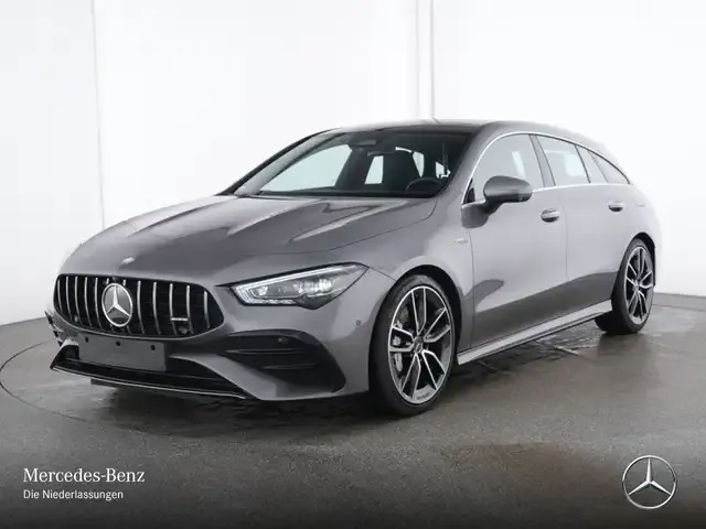 Mercedes-Benz CLA 35 AMG