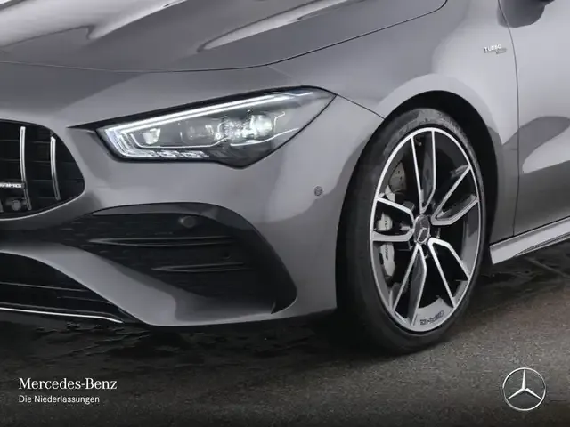 Mercedes-Benz CLA 35 AMG