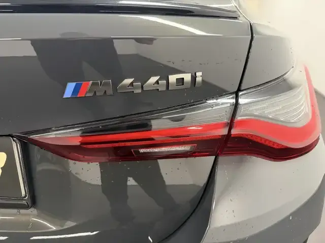 BMW 440