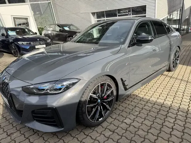 BMW 440