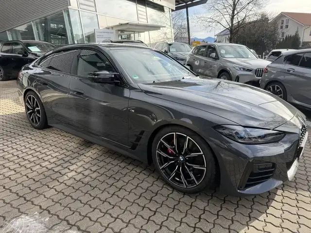 BMW 440