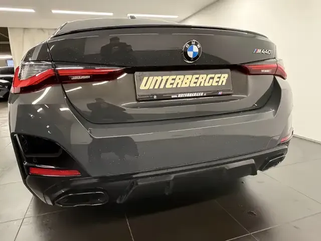BMW 440