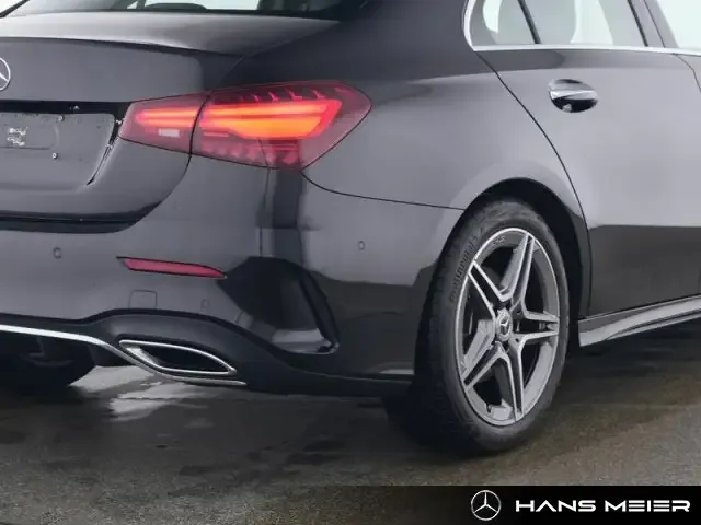 Mercedes-Benz A 220