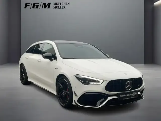 Mercedes-Benz CLA 45 AMG