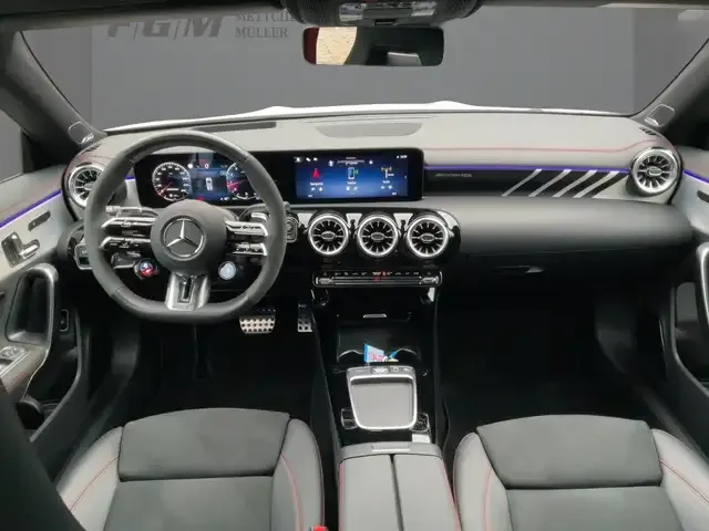 Mercedes-Benz CLA 45 AMG