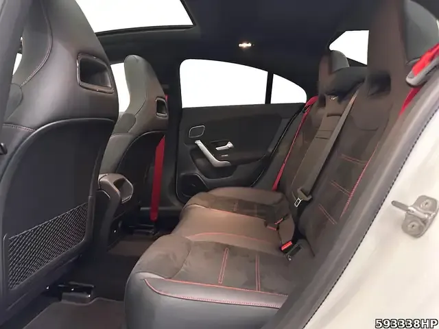 Mercedes-Benz CLA 35 AMG