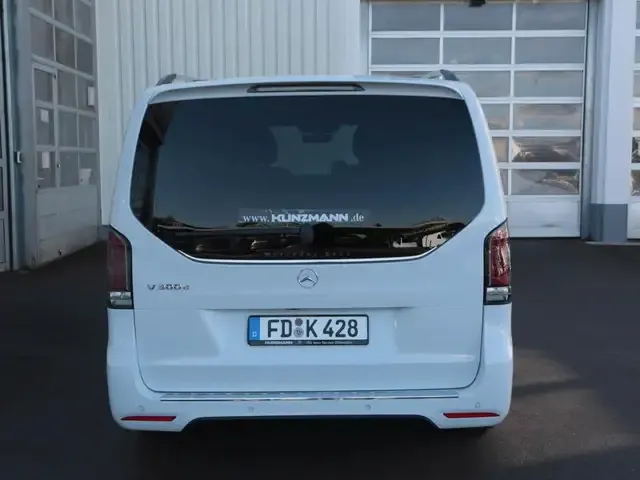 Mercedes-Benz V 300