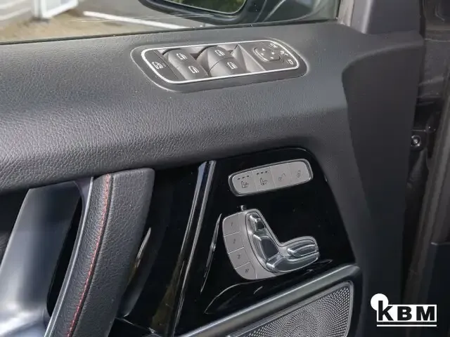 Mercedes-Benz G 400