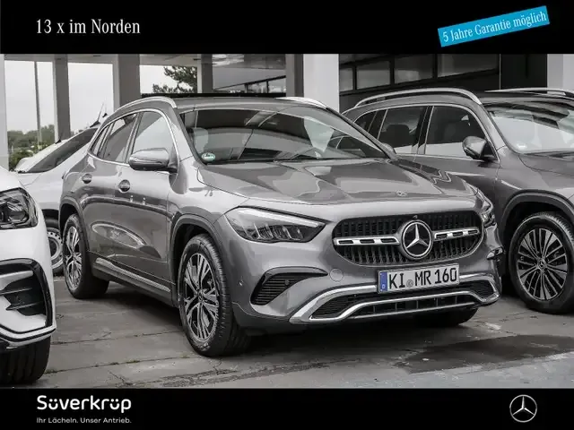 Mercedes-Benz GLA 200