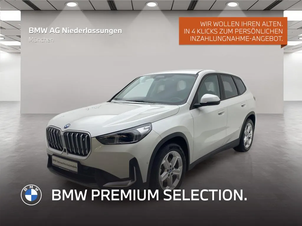 BMW iX1