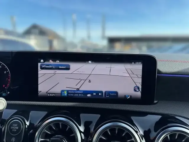 Mercedes-Benz CLA 200