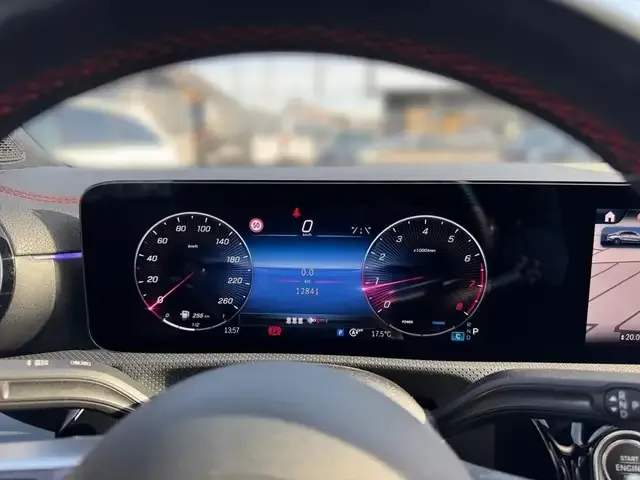 Mercedes-Benz CLA 200