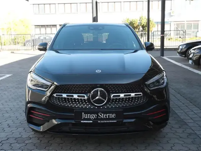 Mercedes-Benz GLA 250