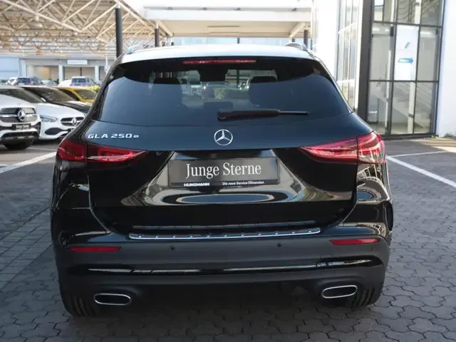 Mercedes-Benz GLA 250