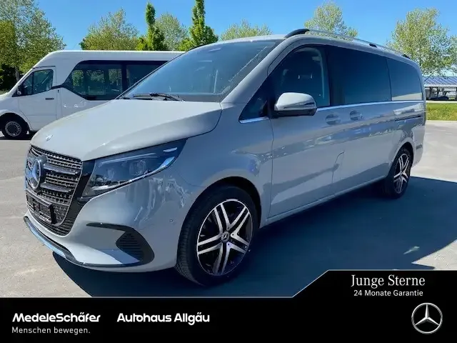 Mercedes-Benz V 300