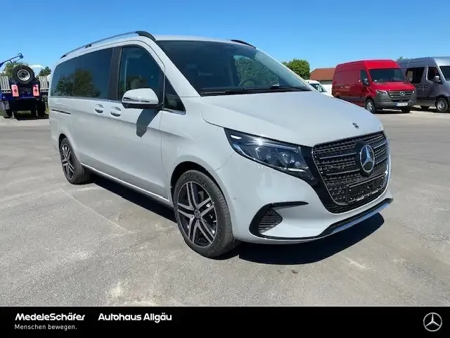 Mercedes-Benz V 300