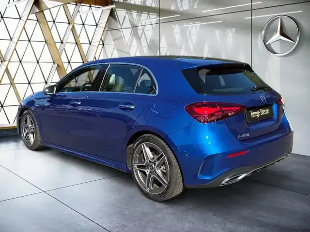 Mercedes-Benz A 200