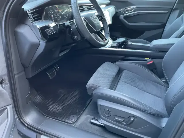 Audi Q8 e-tron